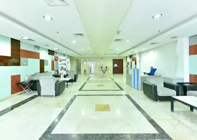 Коммерческий Готовая недвижимость С/Ж Офис  в аренду в Аль-Садд , Доха #8979 - 1  image 